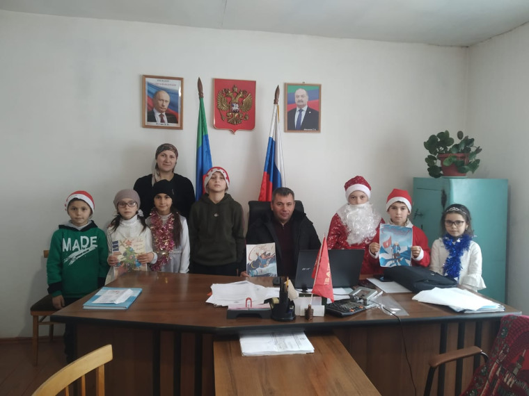 Движение первых. Движение первых.
